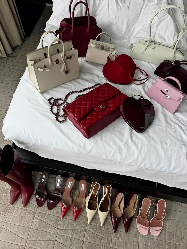 The Most Iconic Designer Bags of All Time – And Yes, We Have Them 😉