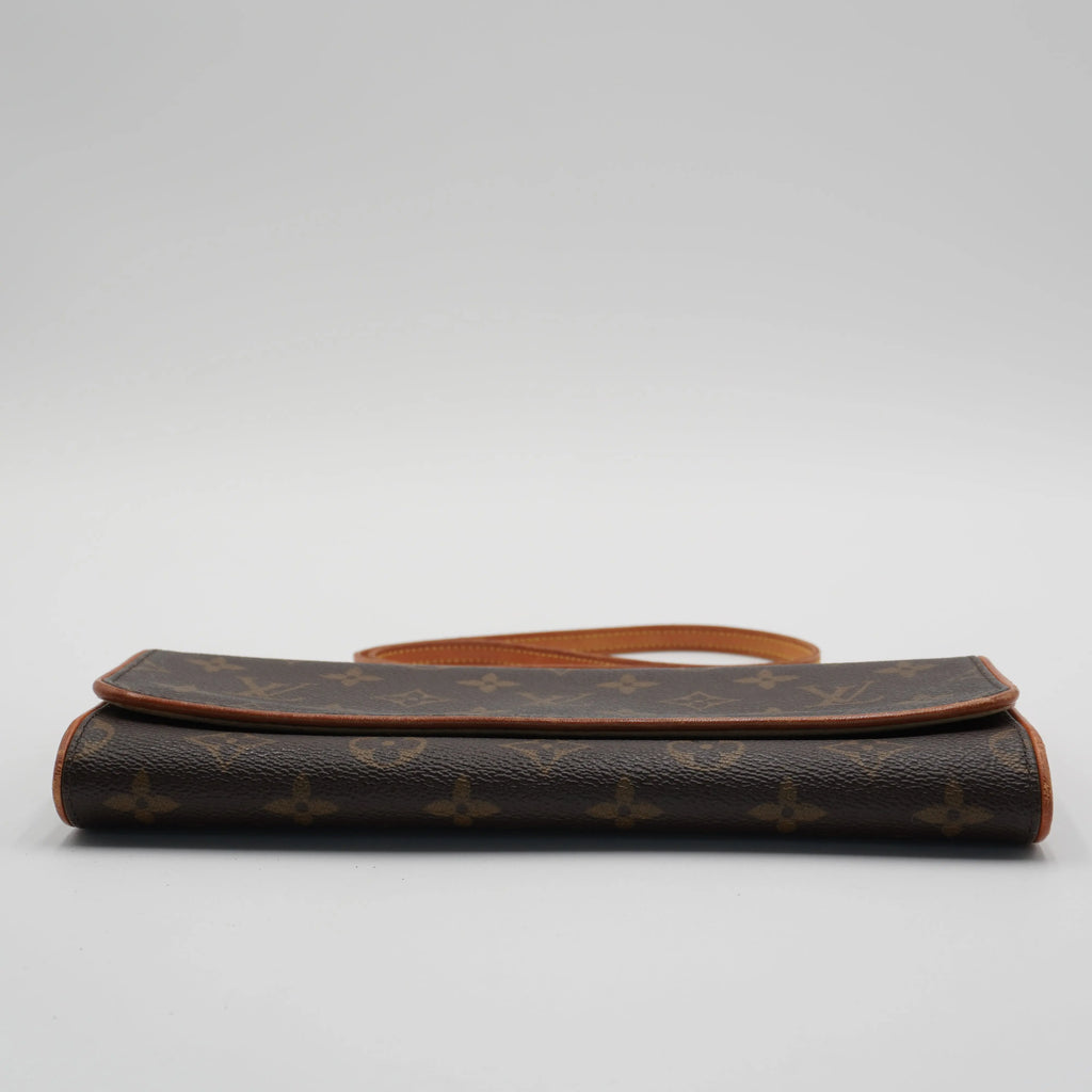 LOUIS VUITTON Monogram Pochette Twin GM LOUIS VUITTON