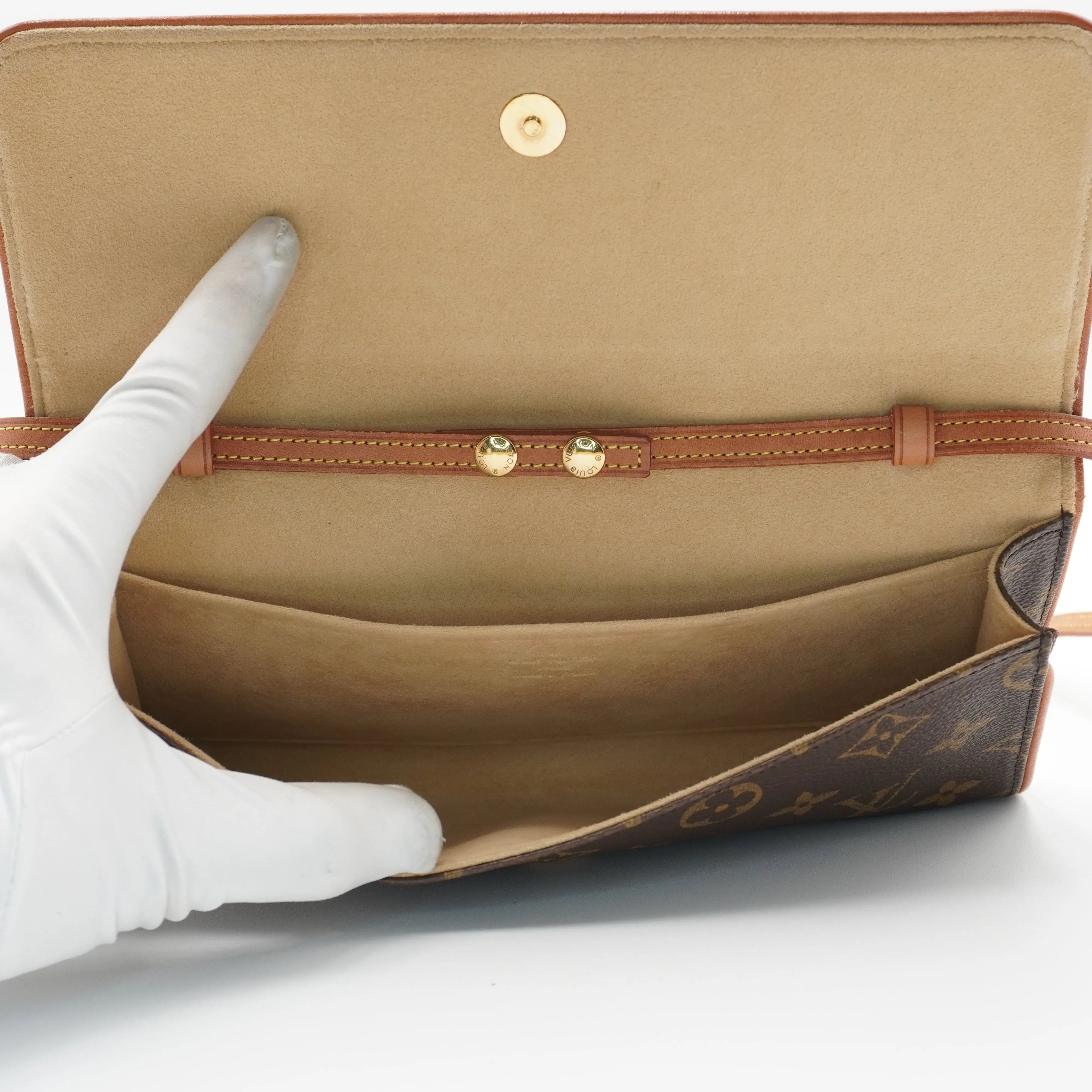 LOUIS VUITTON Monogram Pochette Twin GM LOUIS VUITTON