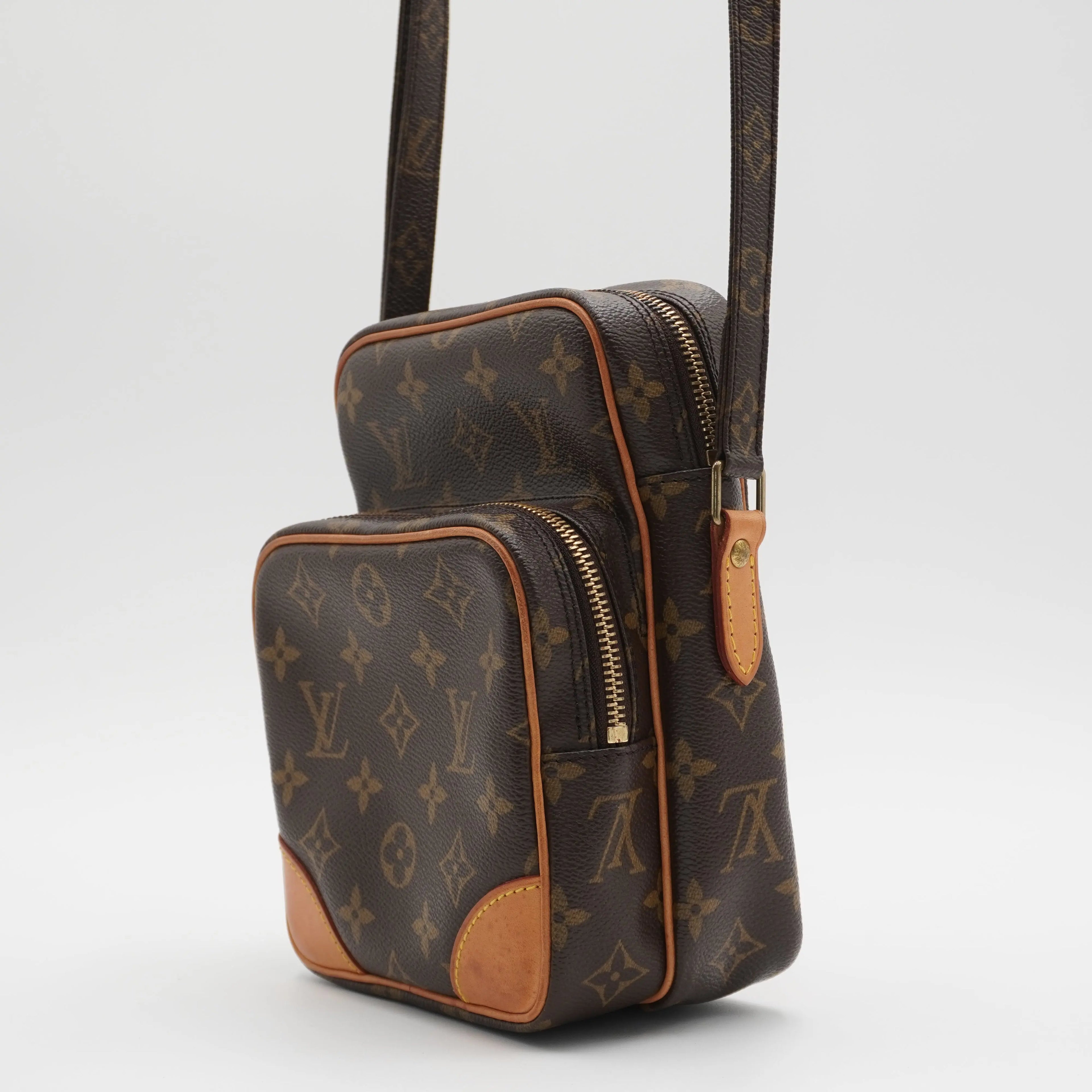 LOUIS VUITTON Monogram Amazon Crossbody Bag LOUIS VUITTON