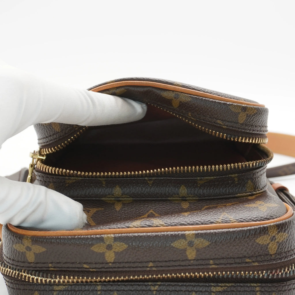 LOUIS VUITTON Monogram Amazon Crossbody Bag LOUIS VUITTON