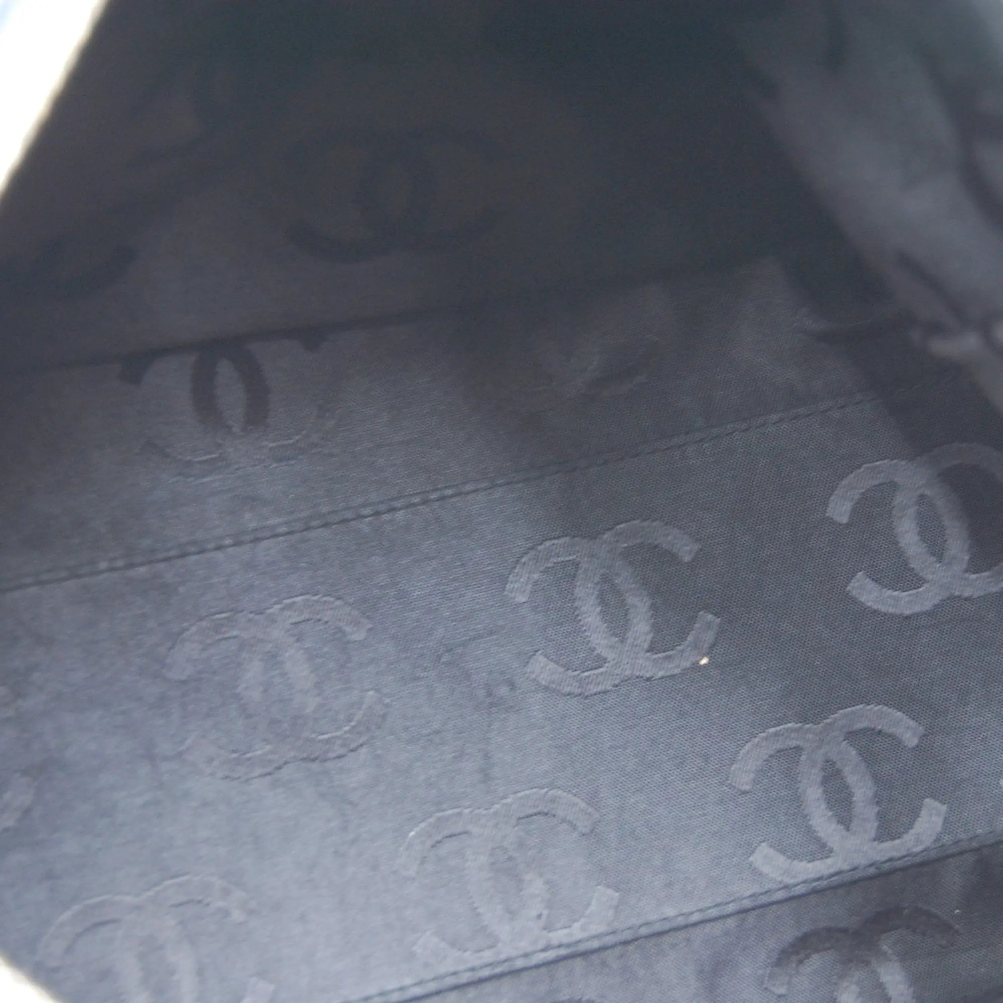 CHANEL Timeless Black Leather CC Shouder Bag - BAGPHIC