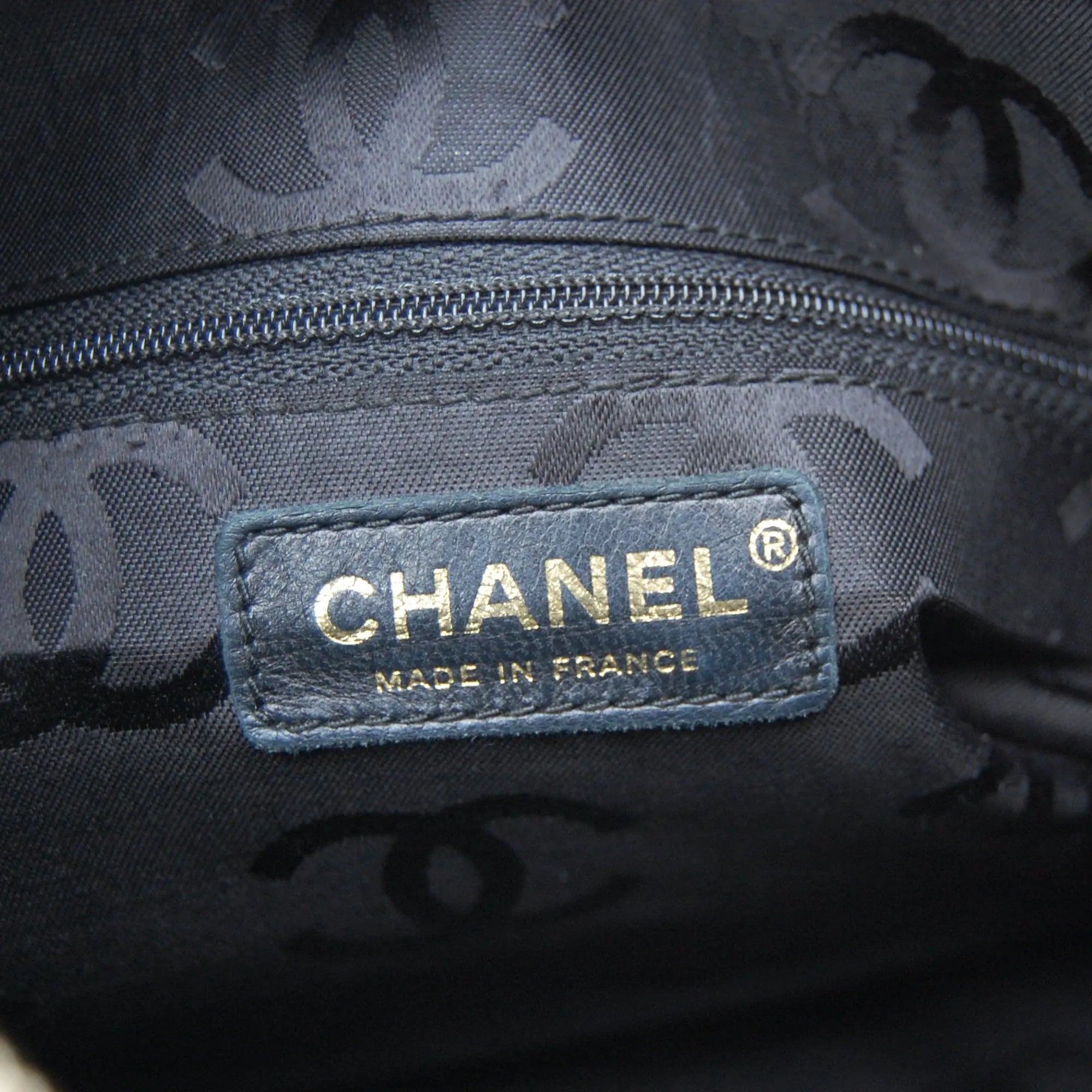 CHANEL Timeless Black Leather CC Shouder Bag - BAGPHIC