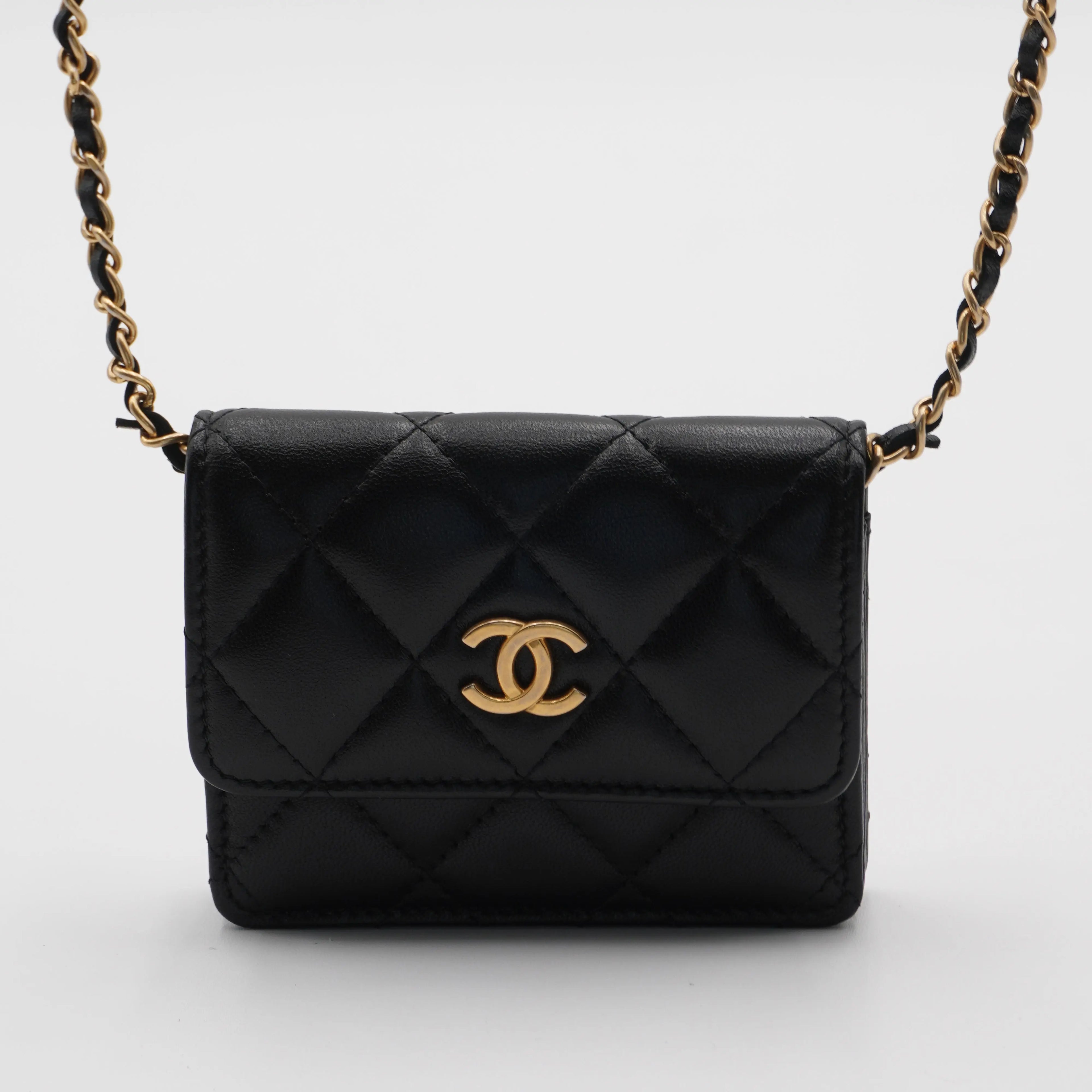 CHANEL Black Quilted Ruffled Card Holder On Chain CHANEL