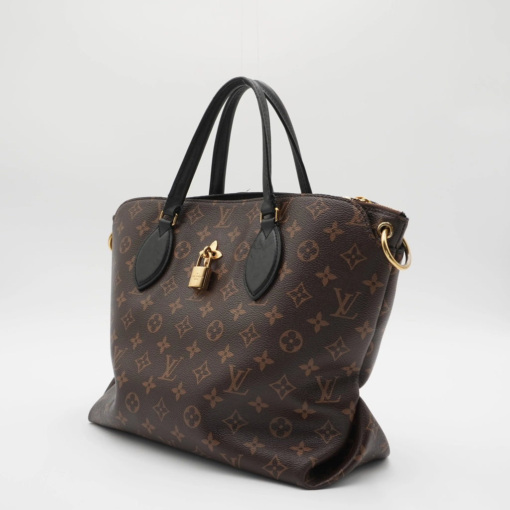 LOUIS VUITTON Monogram Flower Zipped Tote bag LOUIS VUITTON