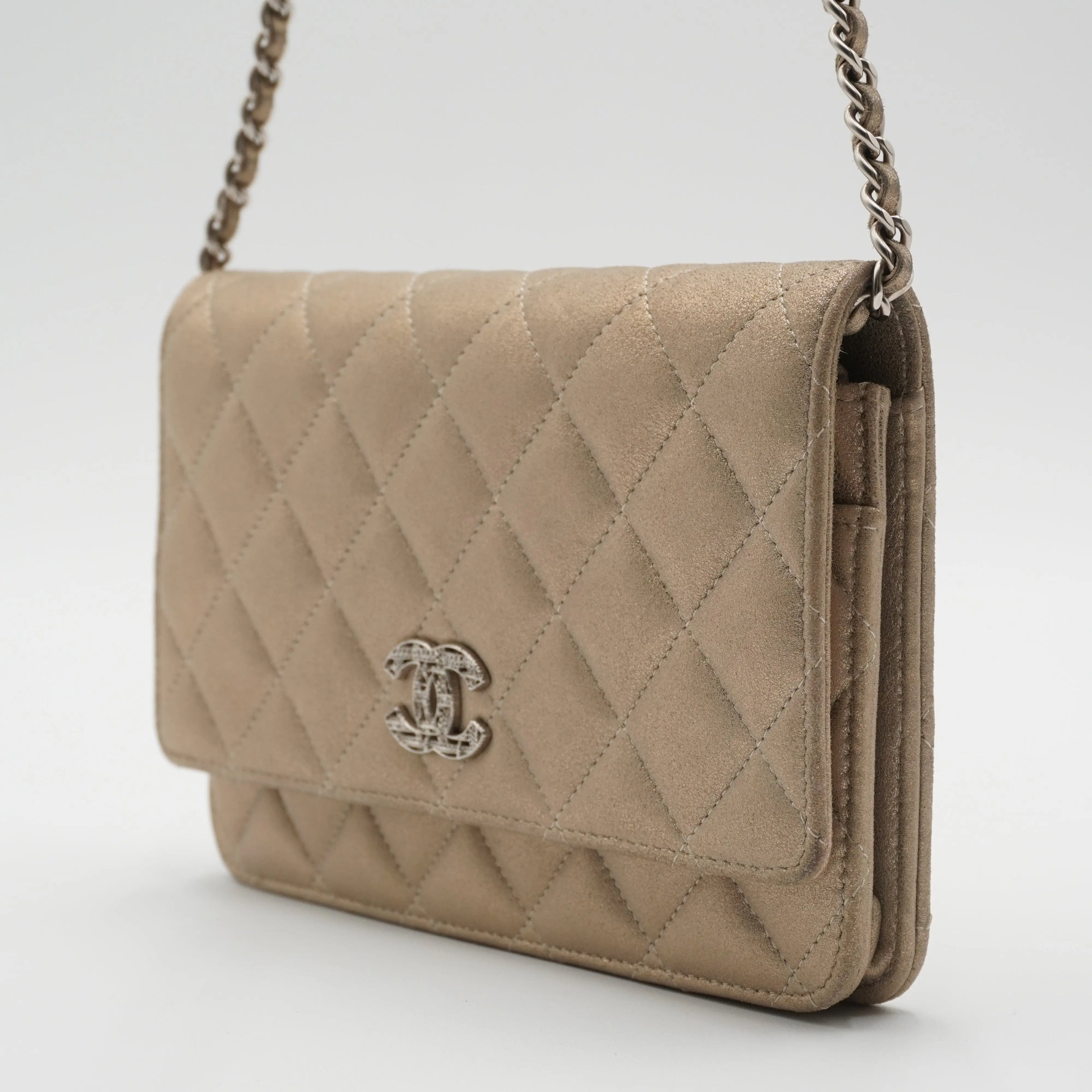 CHANEL Gold Quilted Paris-Salzburg Wallet on Chain CHANEL