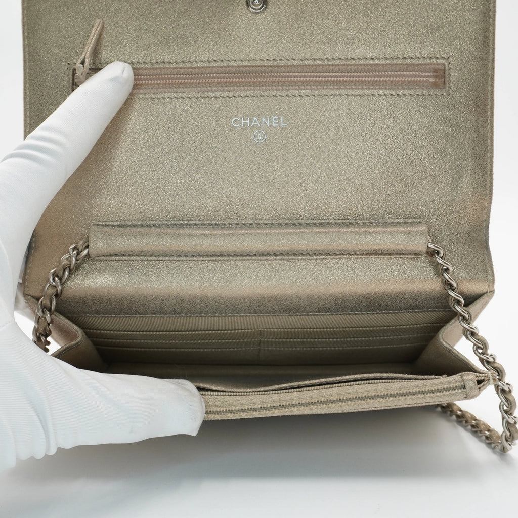 CHANEL Gold Quilted Paris-Salzburg Wallet on Chain CHANEL