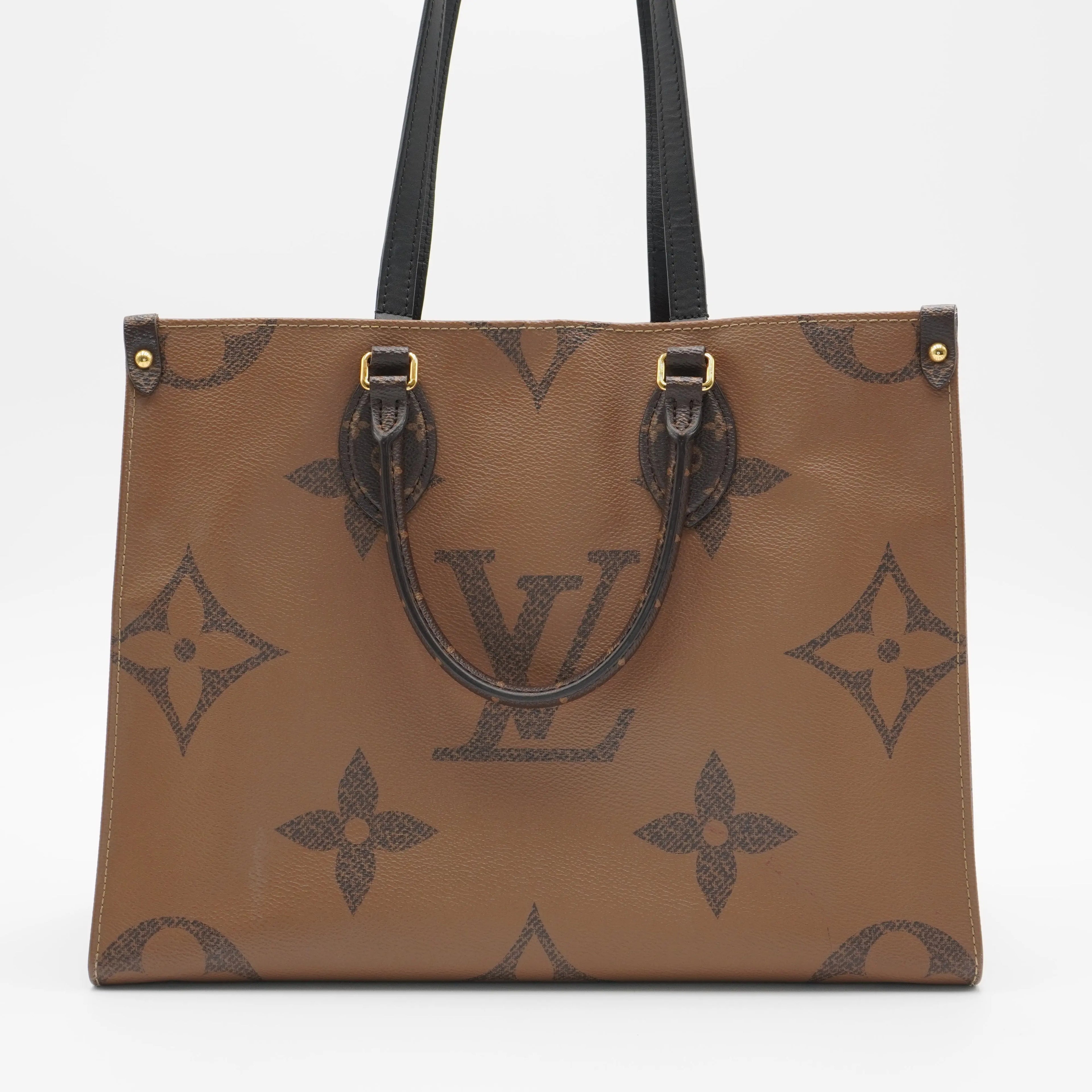 LOUIS VUITTON Monogram Giant On The Go GM LOUIS VUITTON
