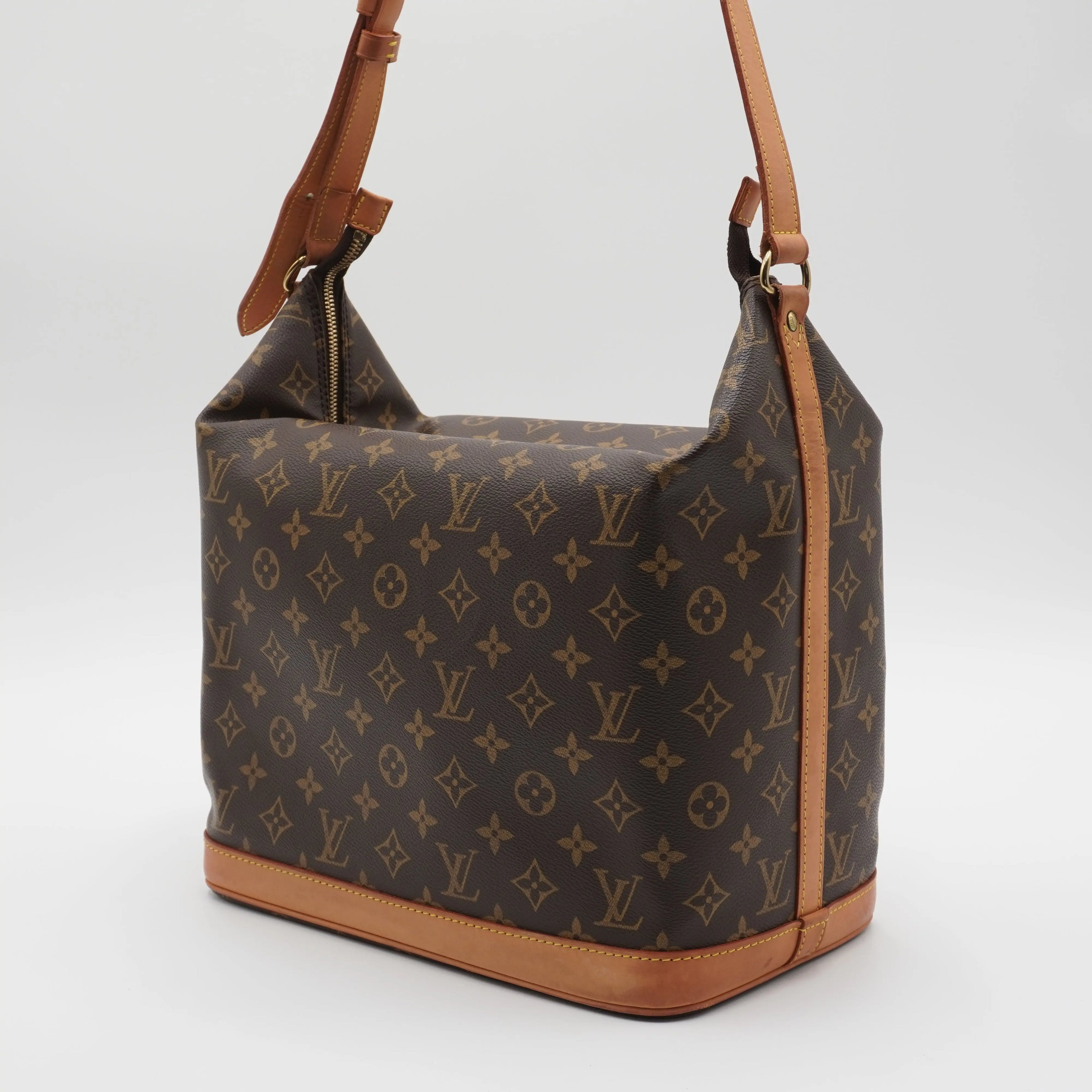 LOUIS VUITTON Monogram Amphor Three Shoulder Bag LOUIS VUITTON