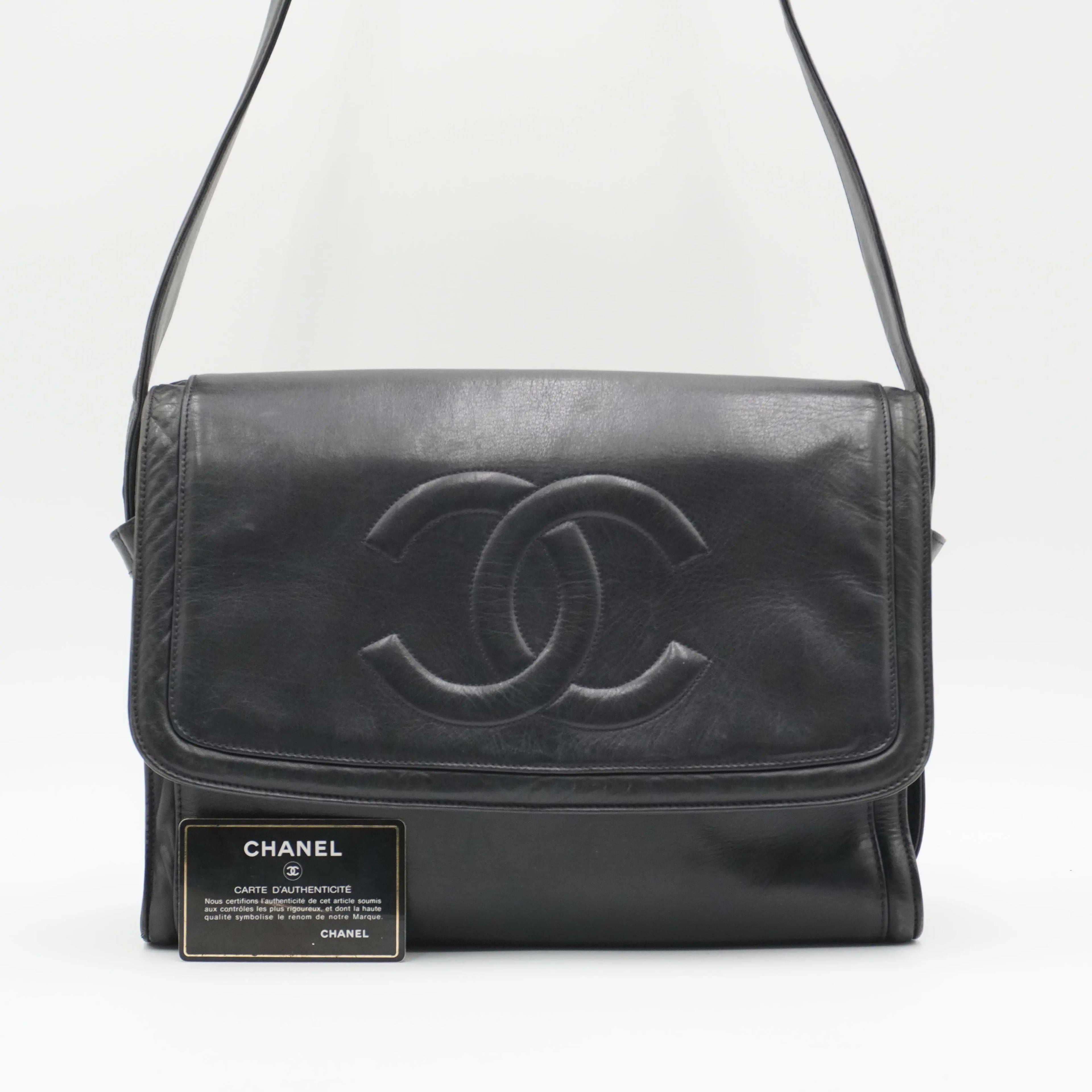 CHANEL Navy Lambskin CC Shoulder Bag CHANEL