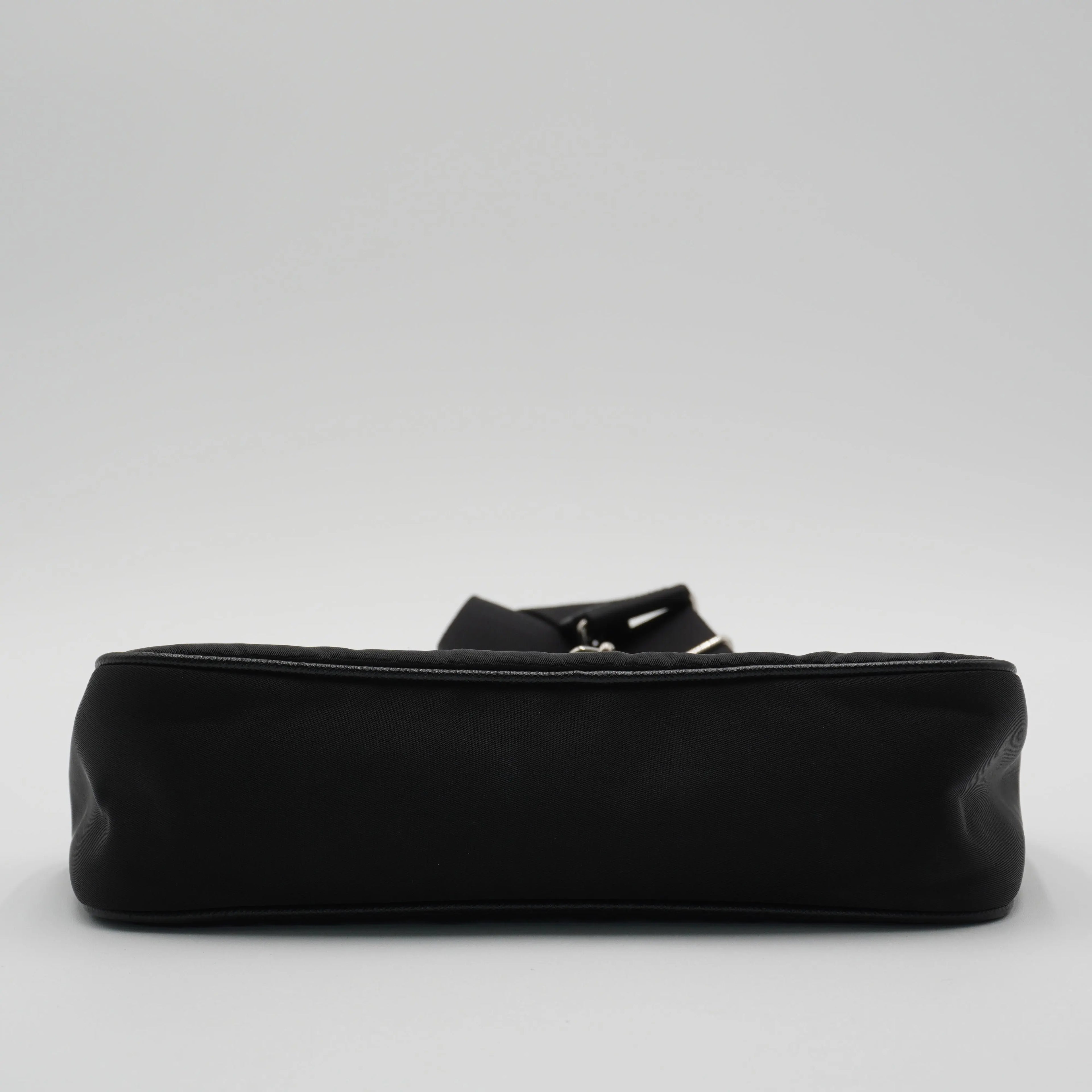 PRADA Black Nylon Re-Edition 2005 Shoulder Bag PRADA